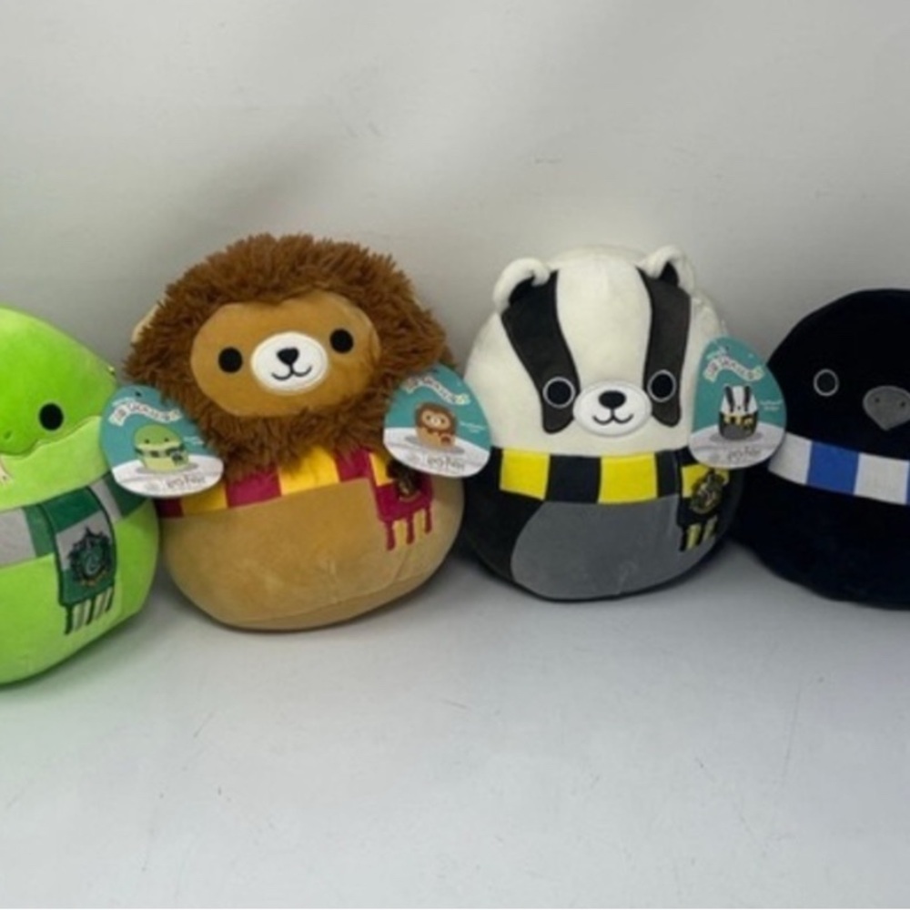 Set of 4 Harry Potter Sqishmallows Set Gryffindor Slytherin Ravenclaw Hufflepuff